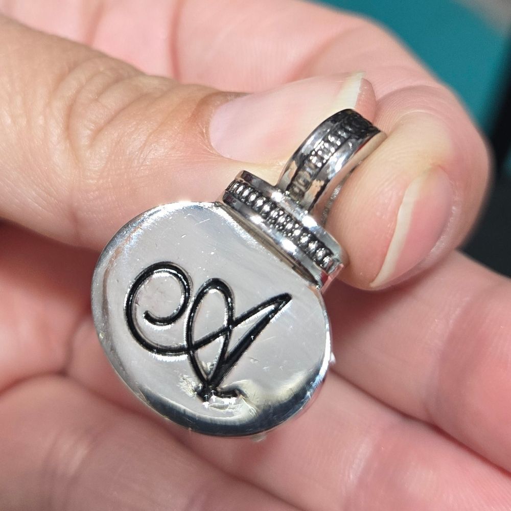 Ganz Letter A Pendant 1in Silver - Picture 1 of 8